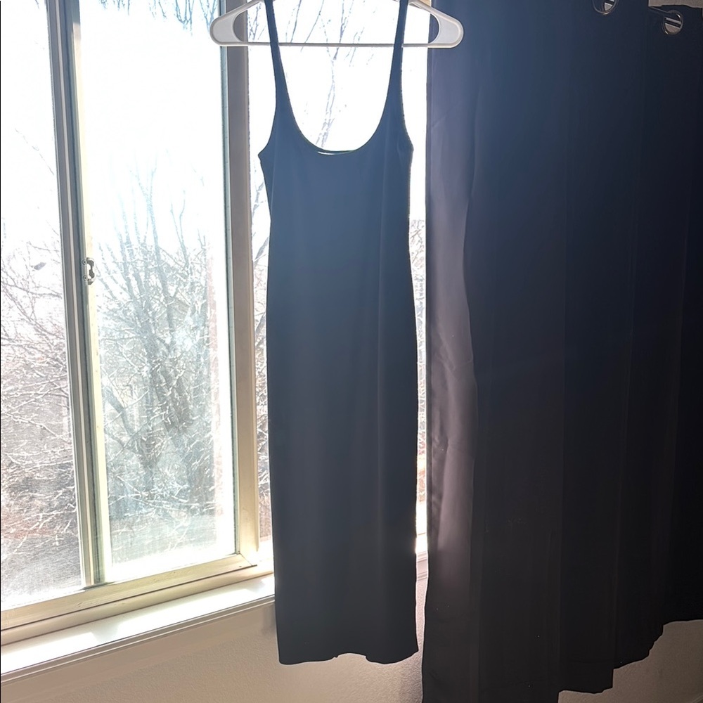 Black Sheath Midi Dress with Scoop Neck